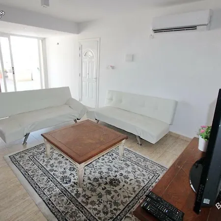 Freminore Sky Aprtments Apartment